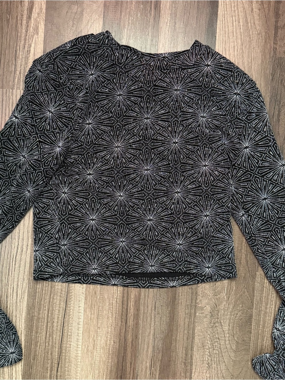 Black and Silver glitter Long-Sleeve Patterned Women's Top